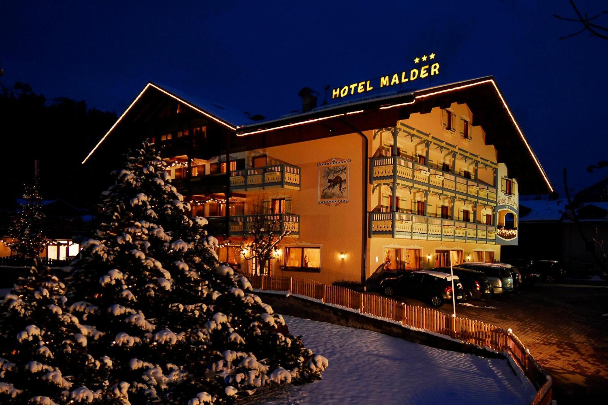 Hotel Malder Soraga di Fassa Exterior foto